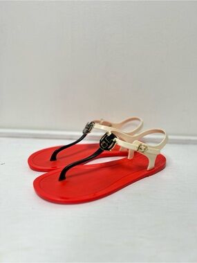 Hunter‎ Red Jelly T-Strap Sandals with Cream Ankle Strap and Black Thong Size 7